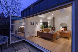 Photo 19- click for photo gallery